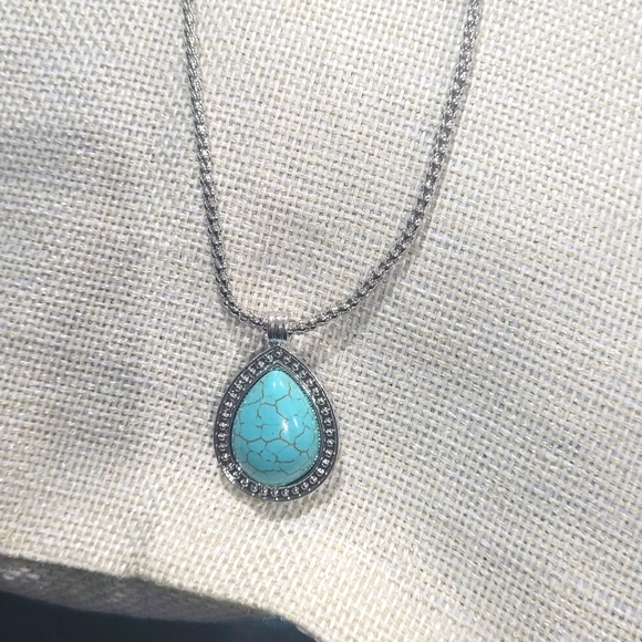 Necklace - Picture 8 of 8